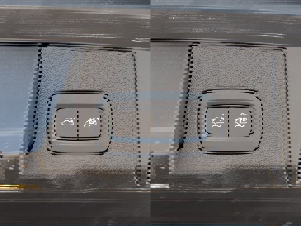 Used 2022 Volvo XC60 B5 Inscription w/ Advanced Package AWD/4WD image 33