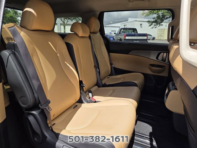 Used 2024 Kia Carnival LX FWD image 15