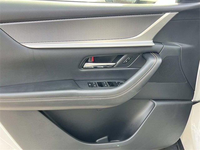 Used 2024 MAZDA CX-90 3.3 Turbo w/ Preferred Plus image 28