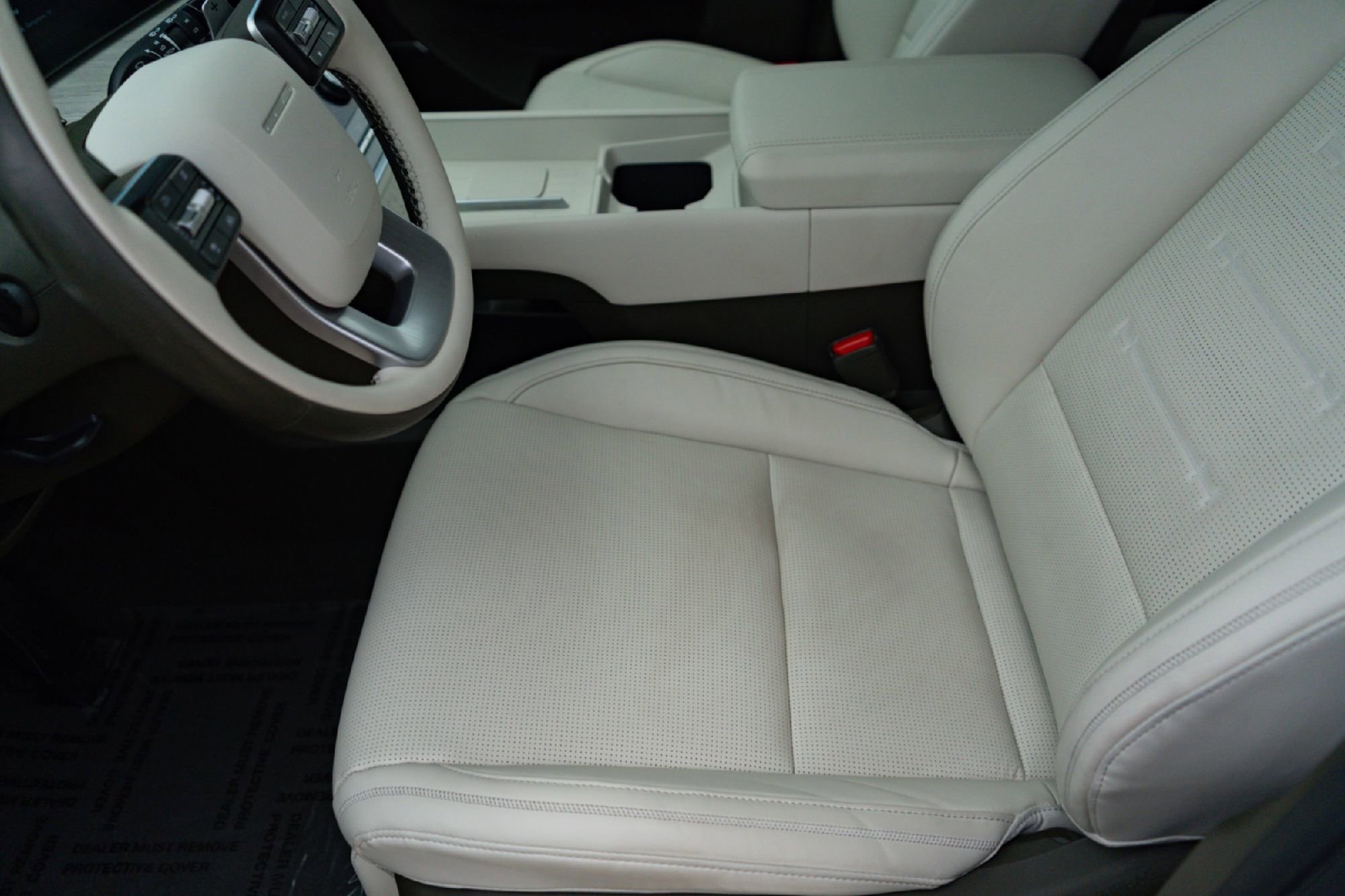 Used 2025 Hyundai Santa Fe Calligraphy AWD/4WD image 8