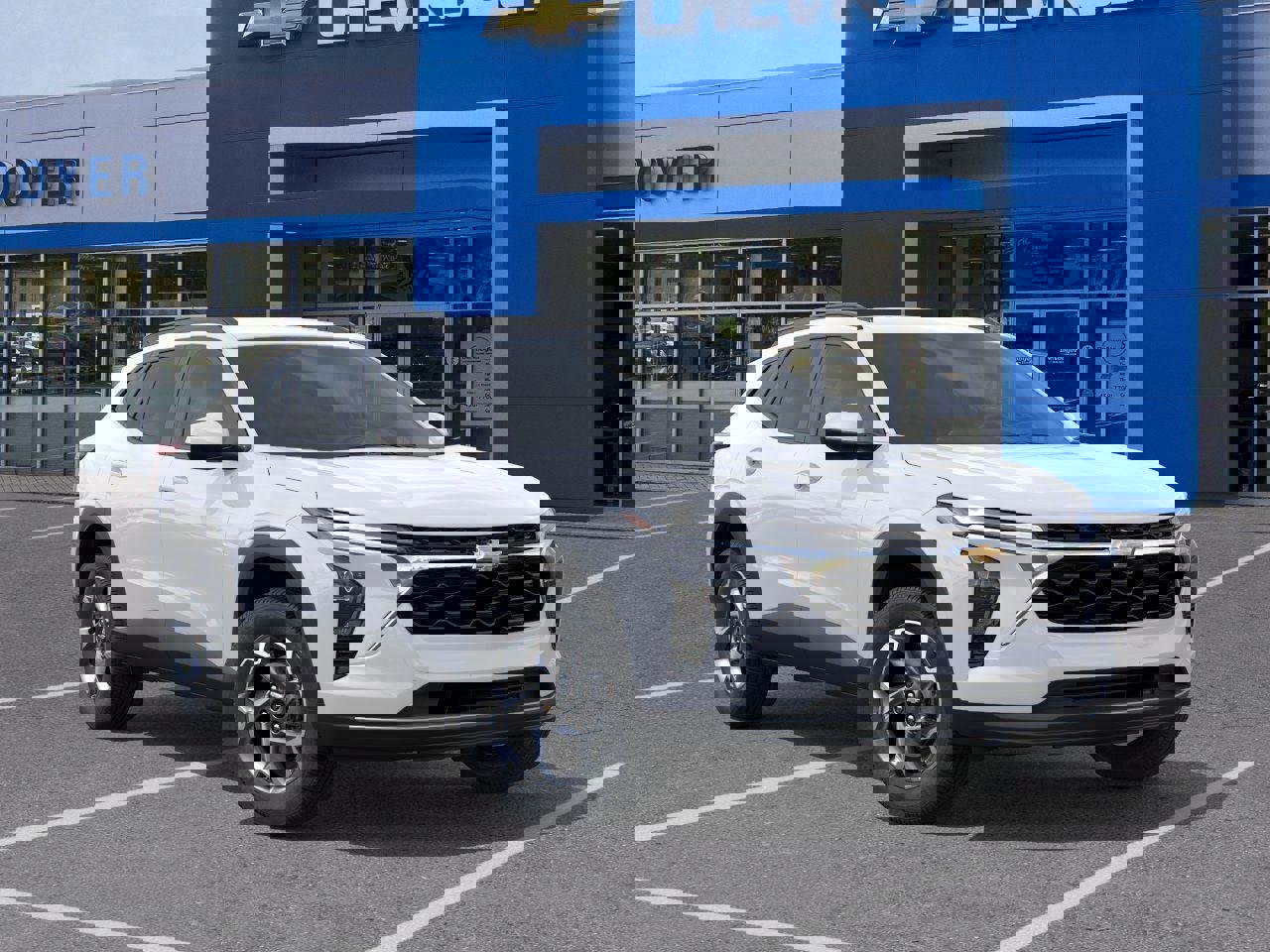 New 2025 Chevrolet Trax LT w/ Driver Confidence Package image 7