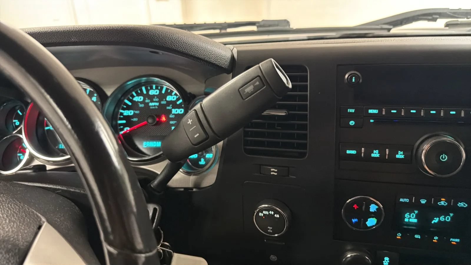 Used 2013 Chevrolet Silverado 1500 LT w/ All-Star Edition AWD/4WD image 12
