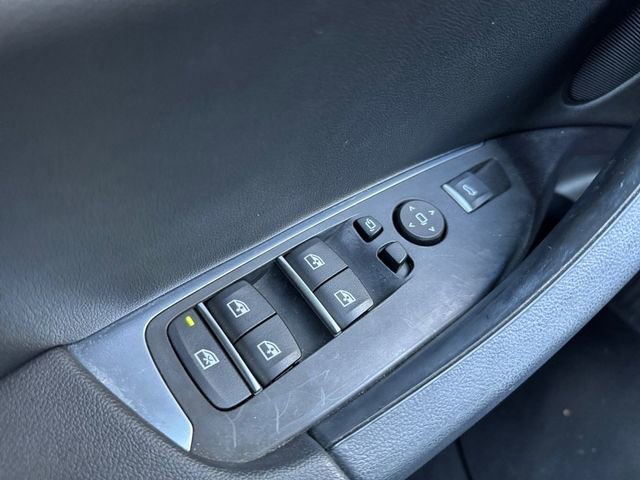 Used 2019 BMW X3 sDrive30i w/ Driving Assistance Package image 5