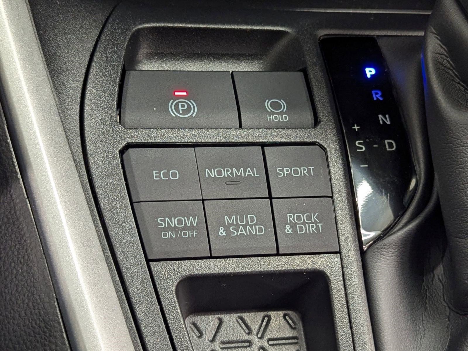 New 2025 Toyota RAV4 LE image 26