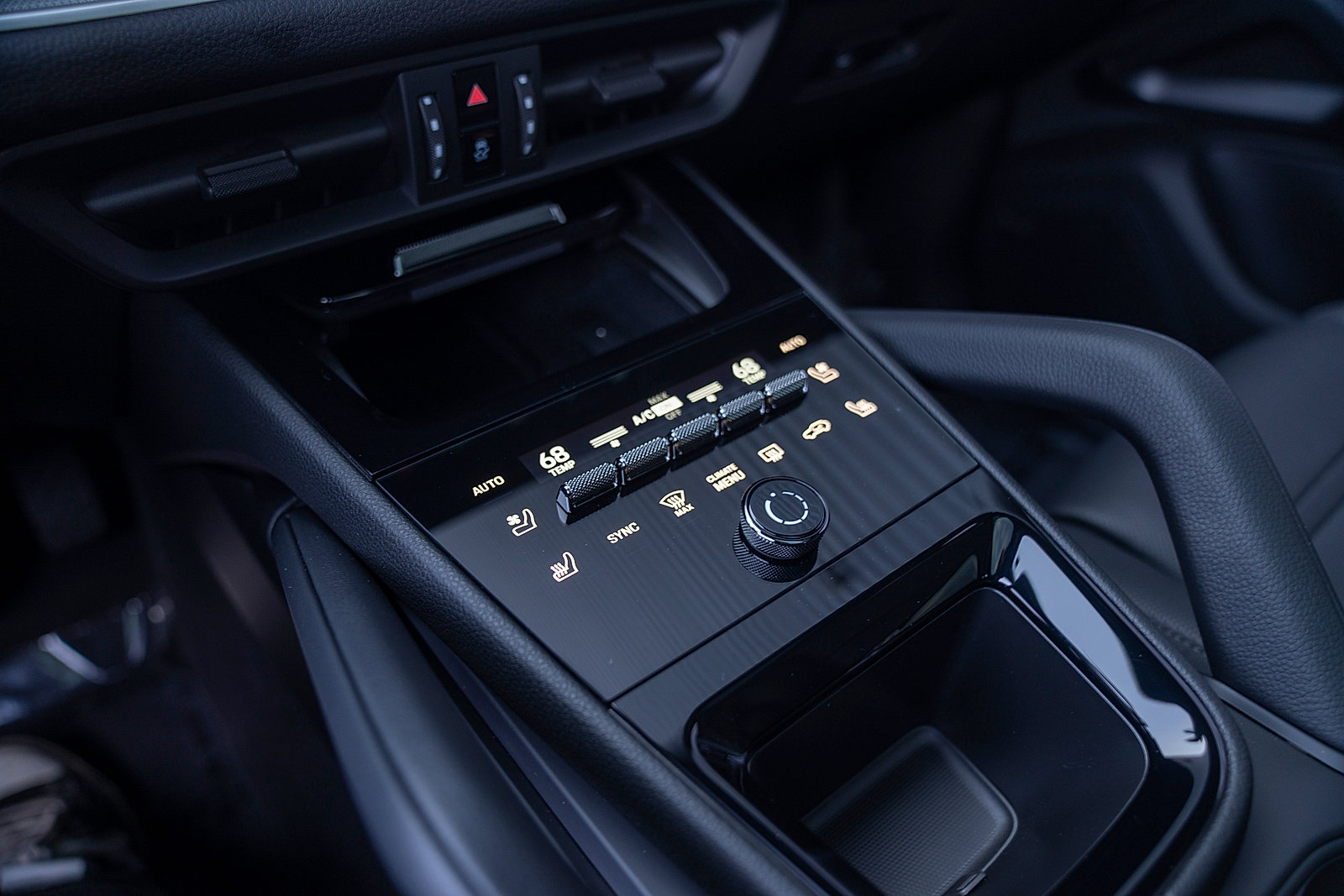 Used 2025 Porsche Cayenne E-Hybrid Coupe image 15