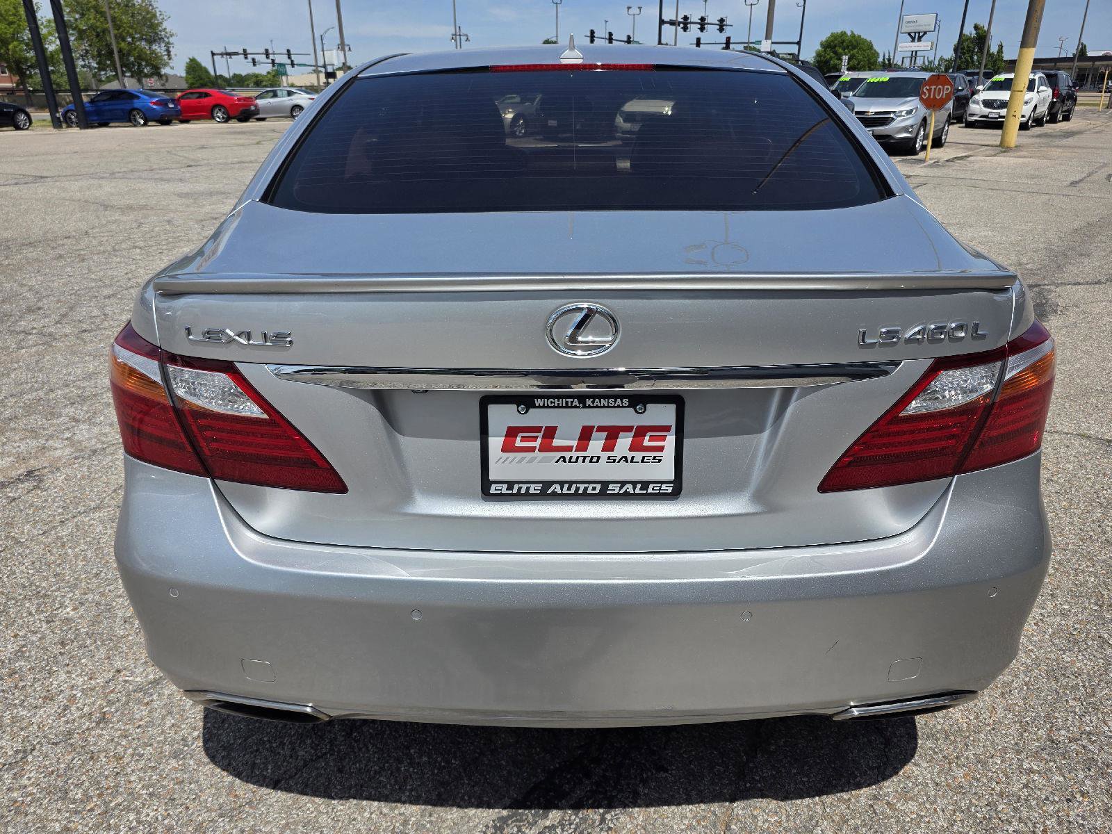 Used 2010 Lexus LS 460 L RWD image 6