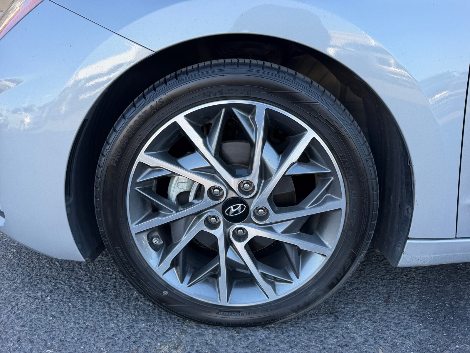 Used 2020 Hyundai Elantra Limited w/ Ultimate Package 03 FWD image 26