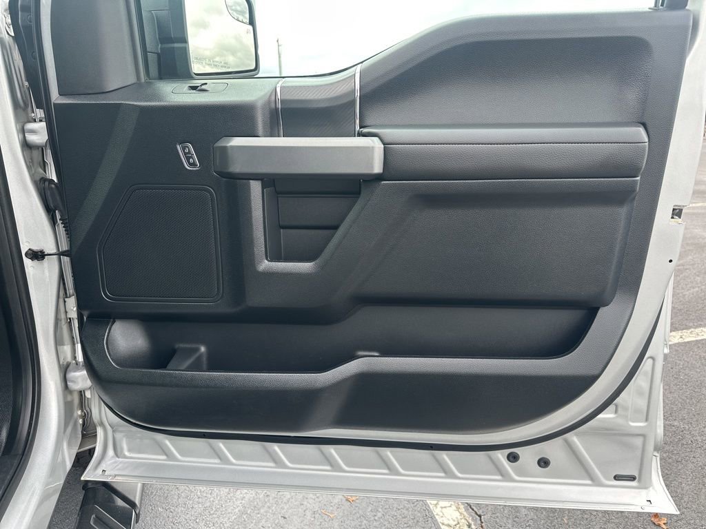 Used 2018 Ford F150 XLT w/ Equipment Group 302A Luxury image 10