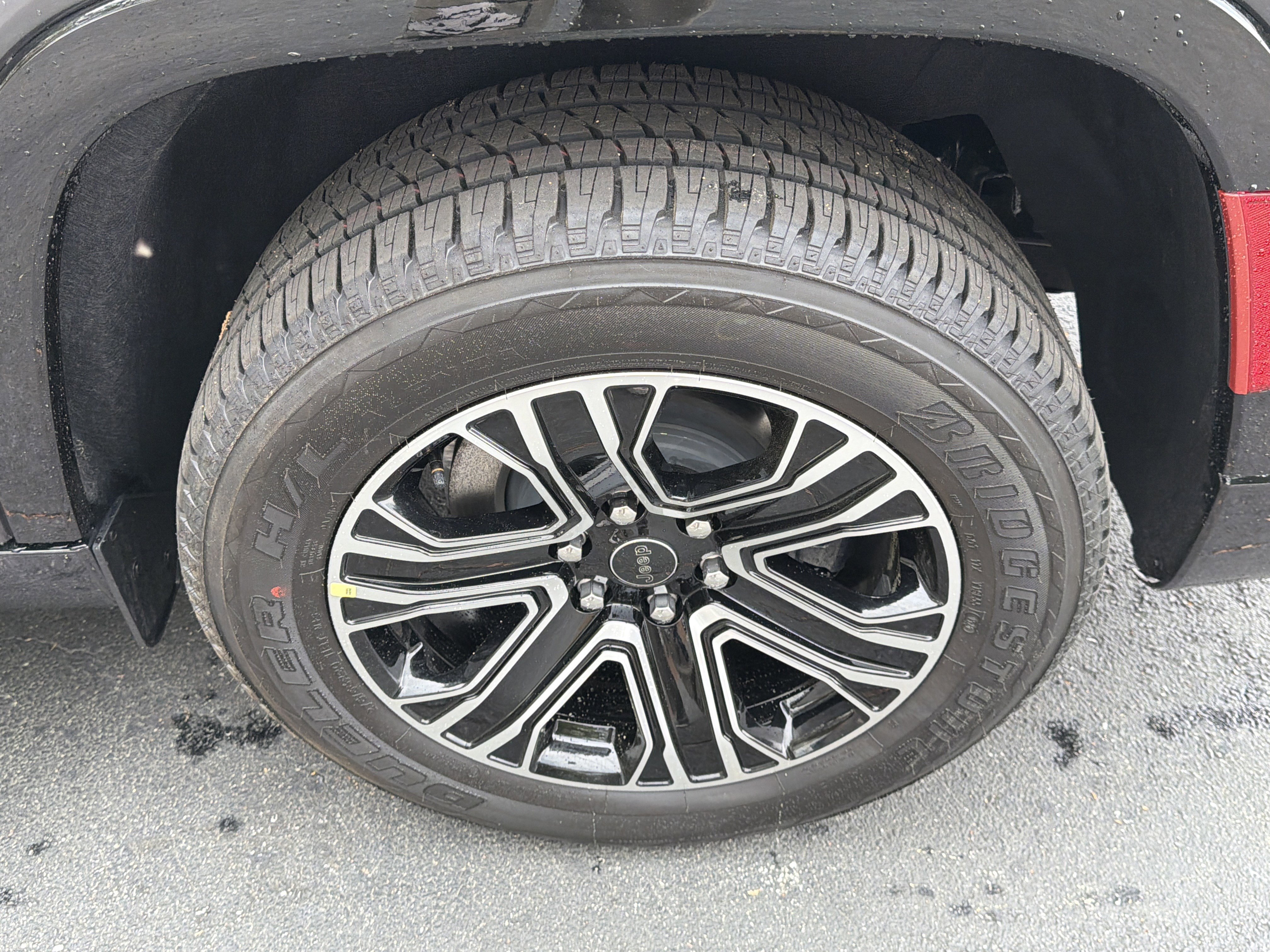 New 2026 Jeep Grand Wagoneer L 2WD w/ Premium Group I image 24