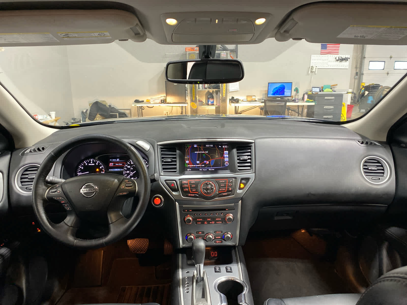 Used 2018 Nissan Pathfinder SL w/ Midnight Edition Package image 21