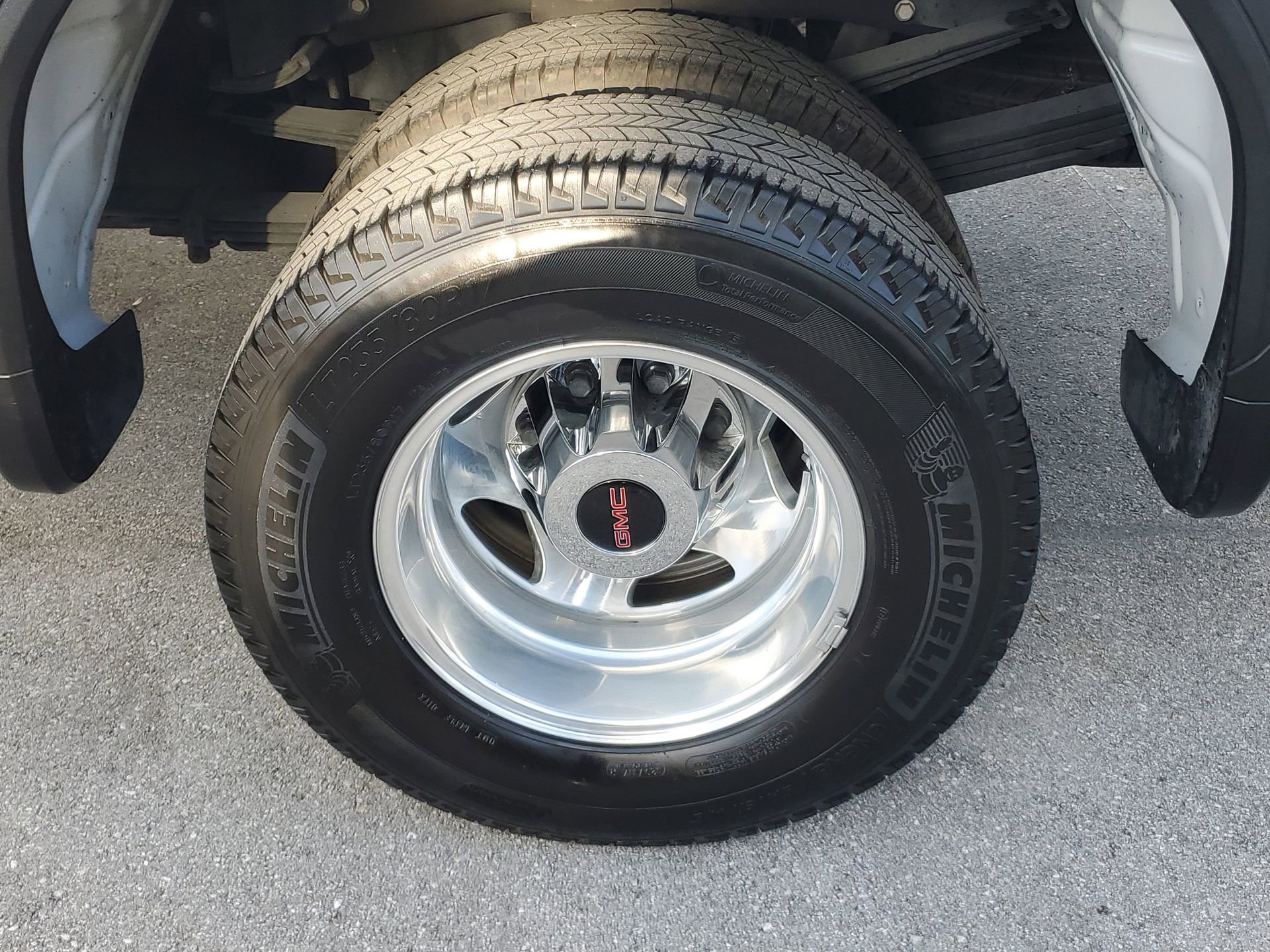 Used 2023 GMC Sierra 3500 Denali w/ Denali Ultimate Package image 5