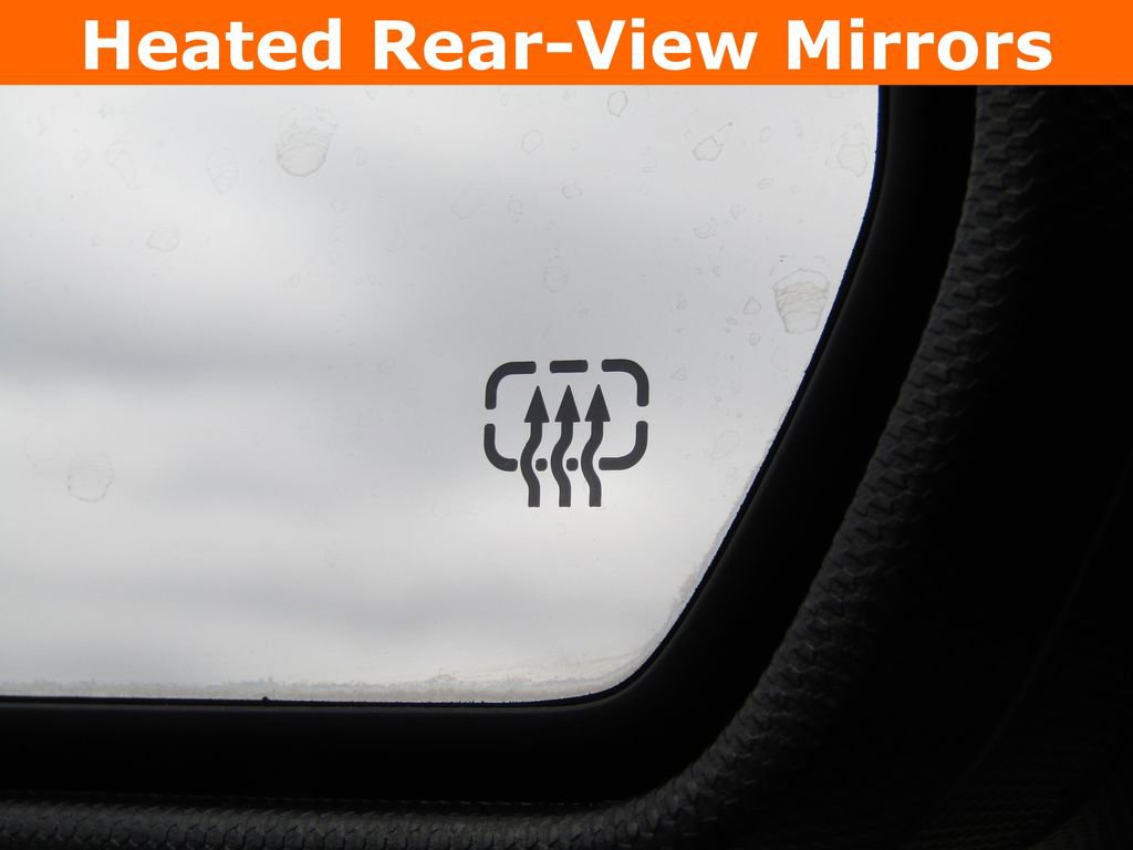 Used 2017 Chevrolet Equinox LT w/ Convenience Package image 7