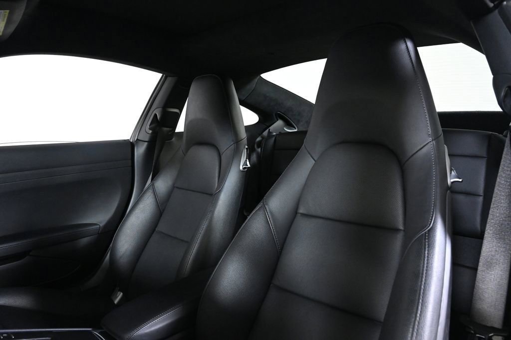 Used 2018 Porsche 911 Carrera 4S image 5