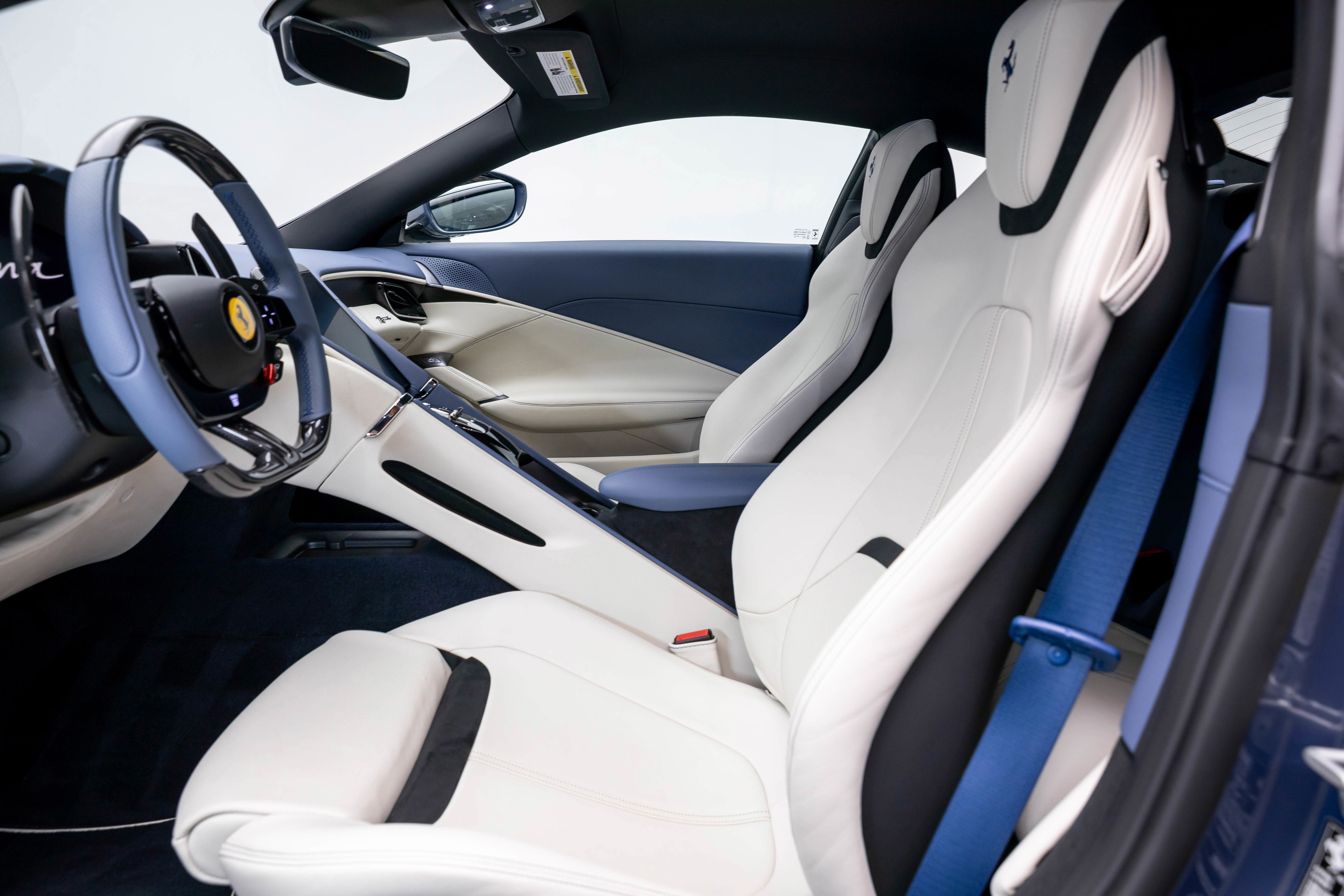 Certified 2023 Ferrari Roma image 5