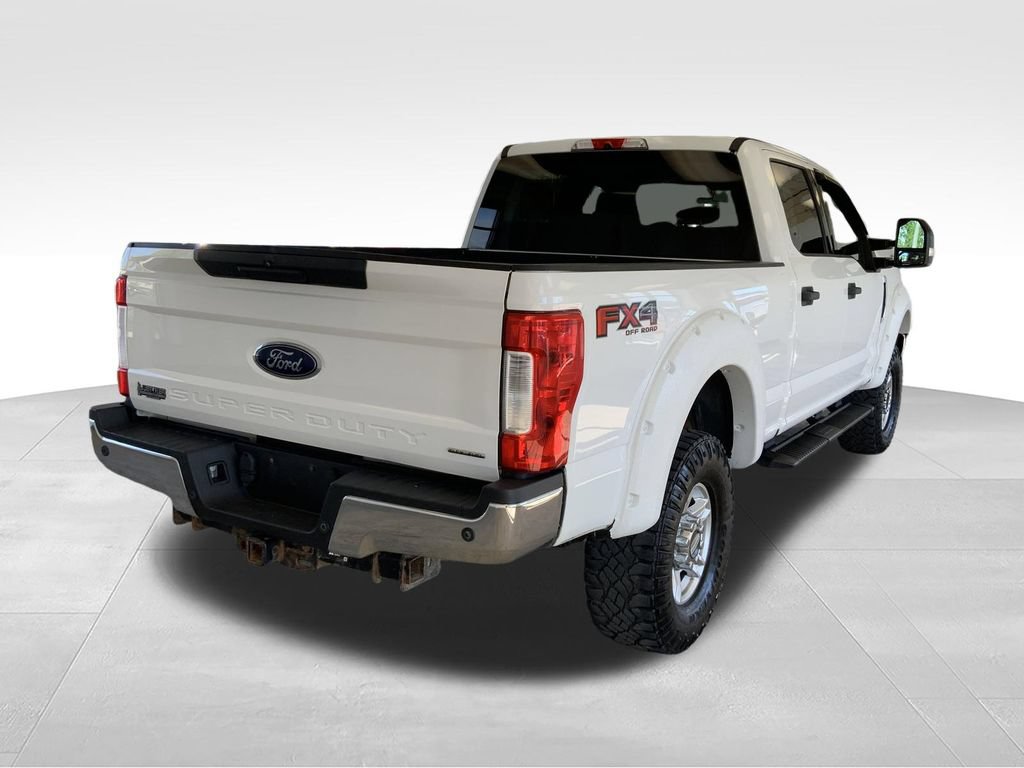 Used 2017 Ford F250 XLT w/ XLT Value Package AWD/4WD image 11