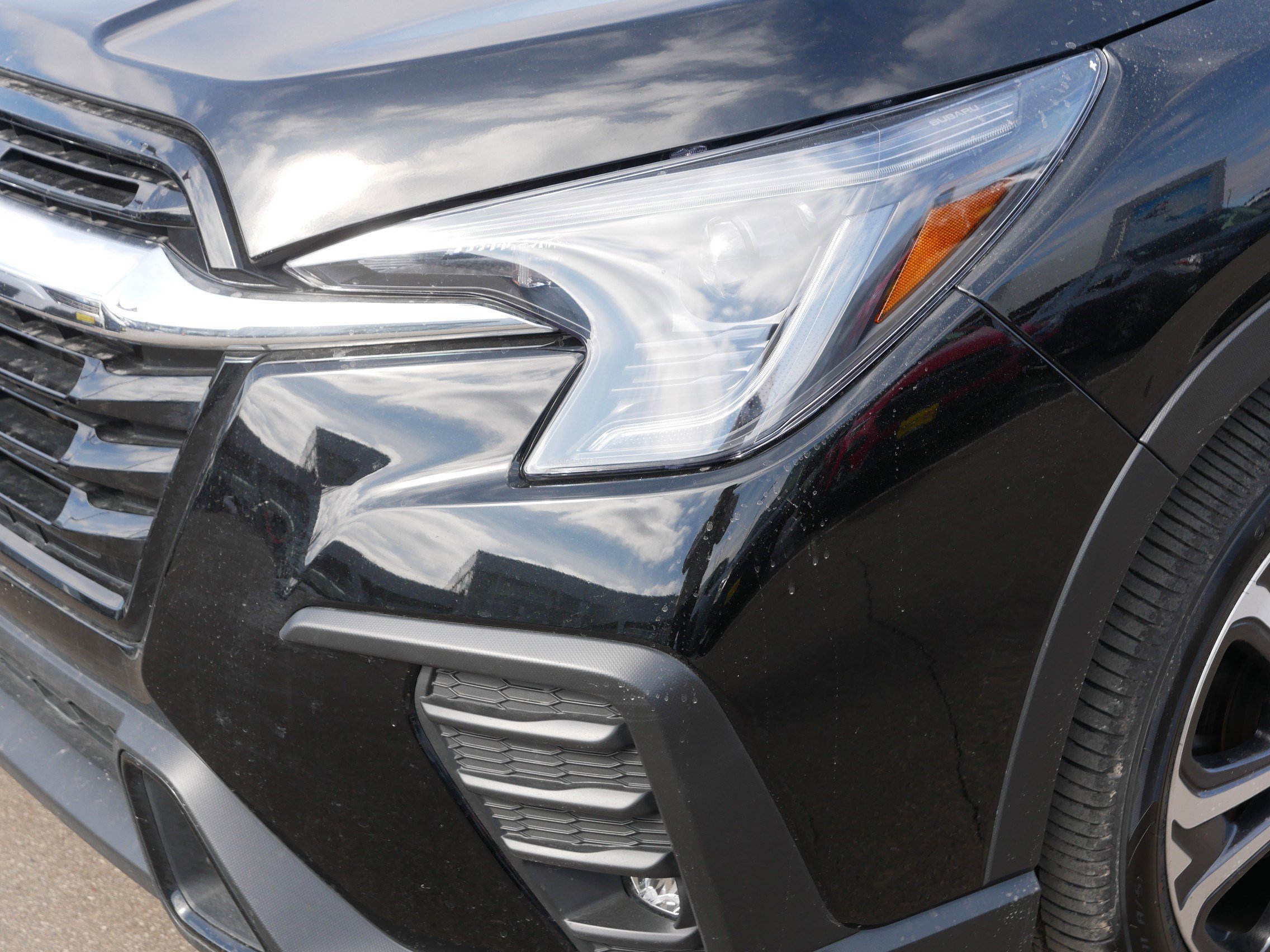 Certified 2025 Subaru Ascent Limited image 16