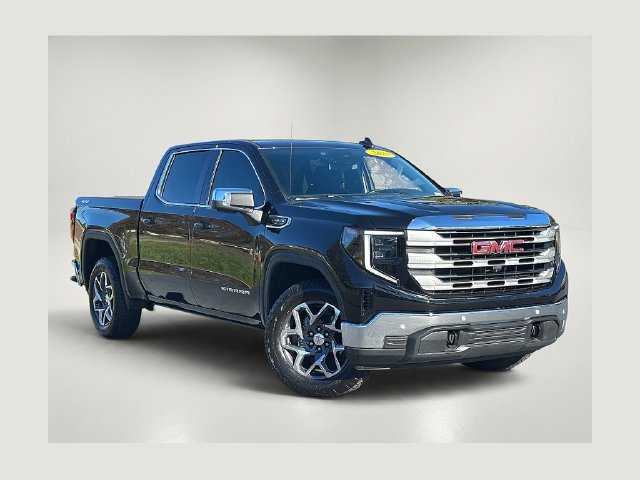 Used 2025 GMC Sierra 1500 SLE w/ Preferred Package AWD/4WD image 1