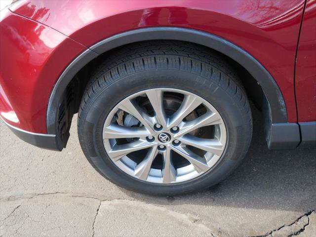 Certified 2018 Toyota RAV4 Limited w/ Advanced Technology Package image 8