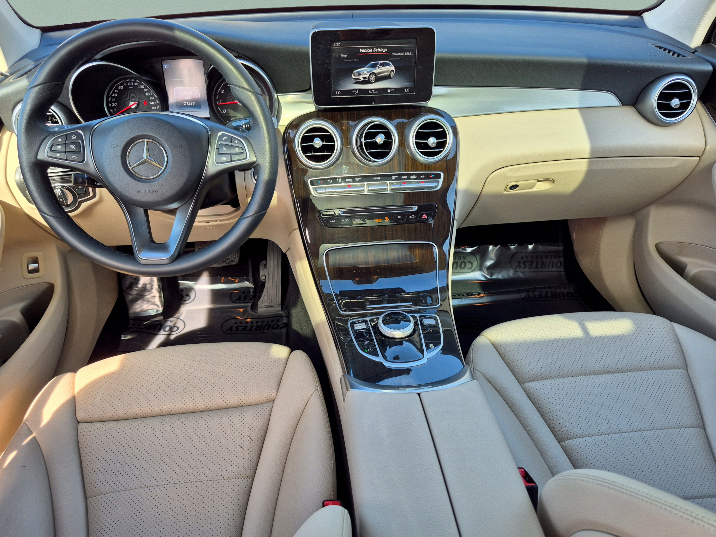 Used 2017 Mercedes-Benz GLC 300 image 11