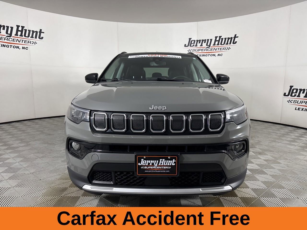 Used 2022 Jeep Compass Limited AWD/4WD image 3