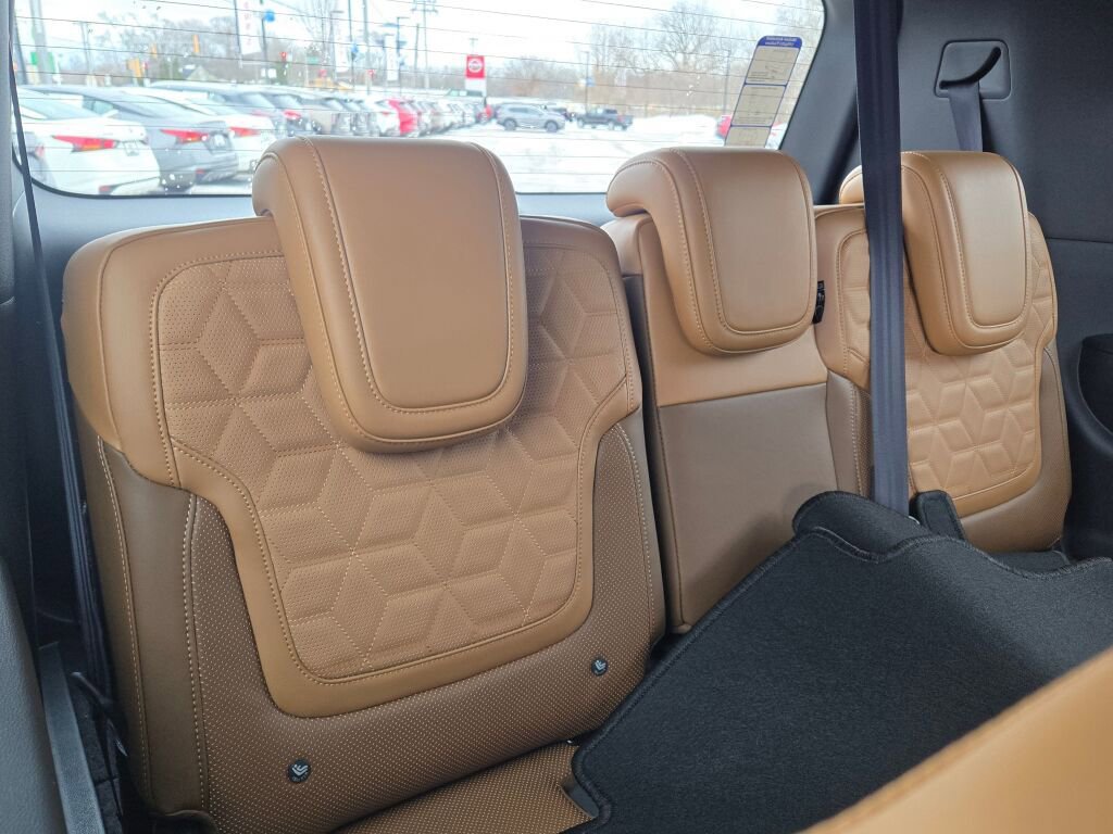 New 2026 Nissan Armada Platinum Reserve image 15