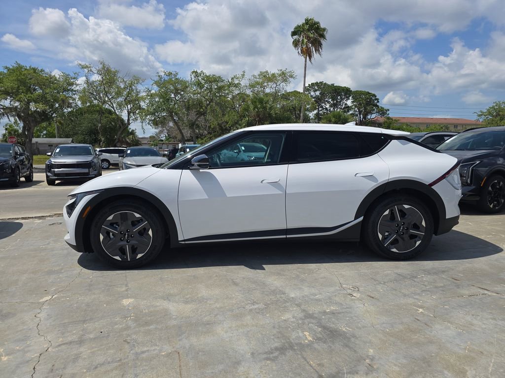 New 2026 Kia EV6 Light RWD image 5