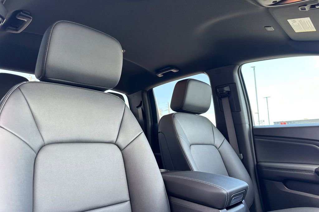 New 2026 GMC Canyon Elevation AWD/4WD image 16