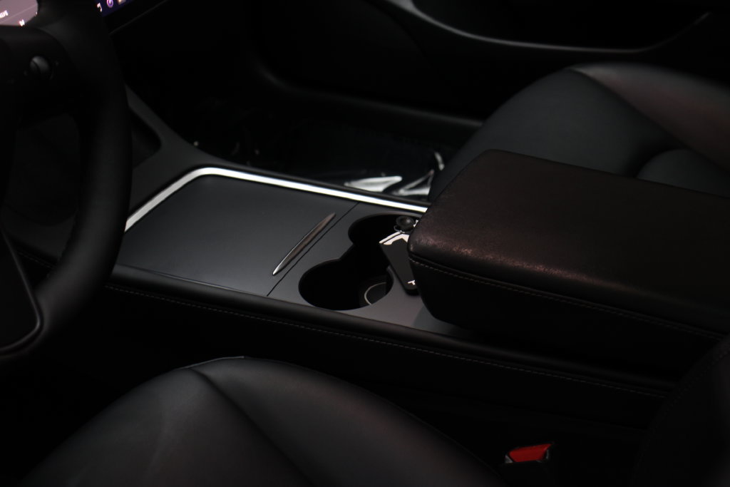 Used 2023 Tesla Model 3 Standard Range RWD image 7