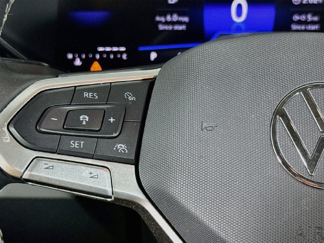 Used 2024 Volkswagen Taos S FWD image 11