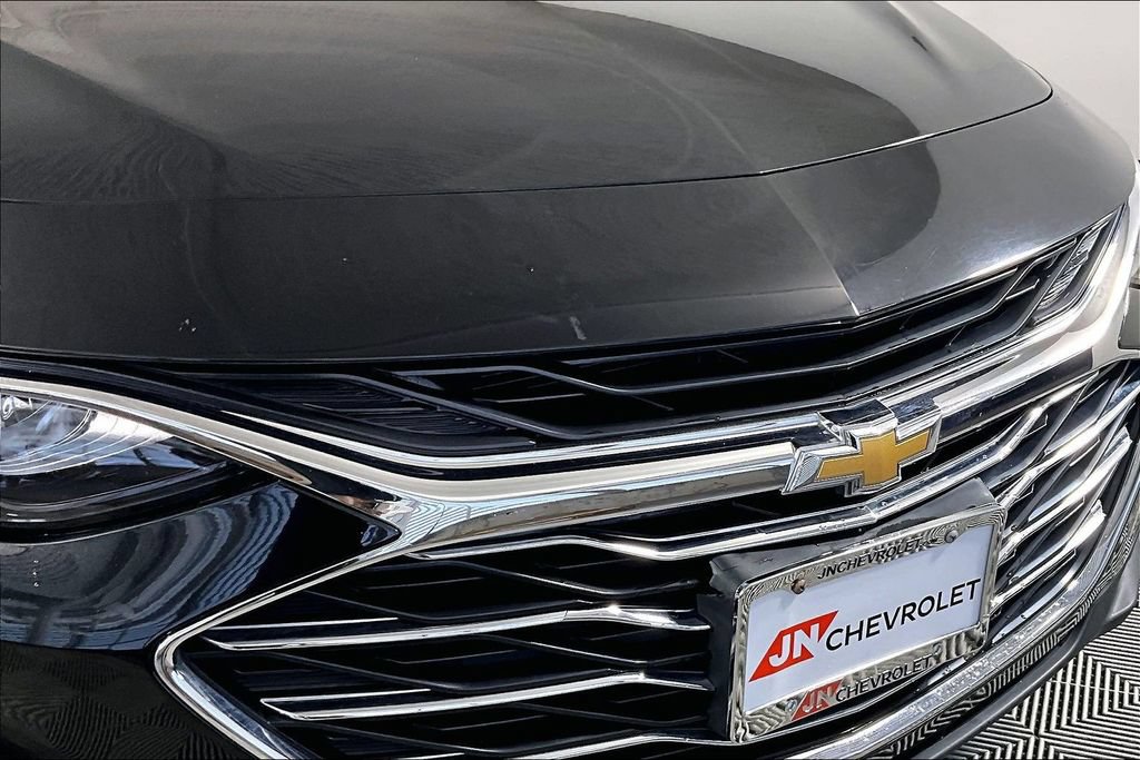 Used 2020 Chevrolet Malibu LT FWD image 29