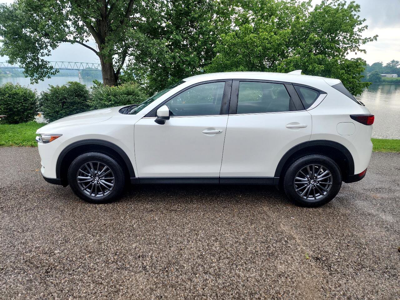 Used 2019 MAZDA CX-5 Sport image 2