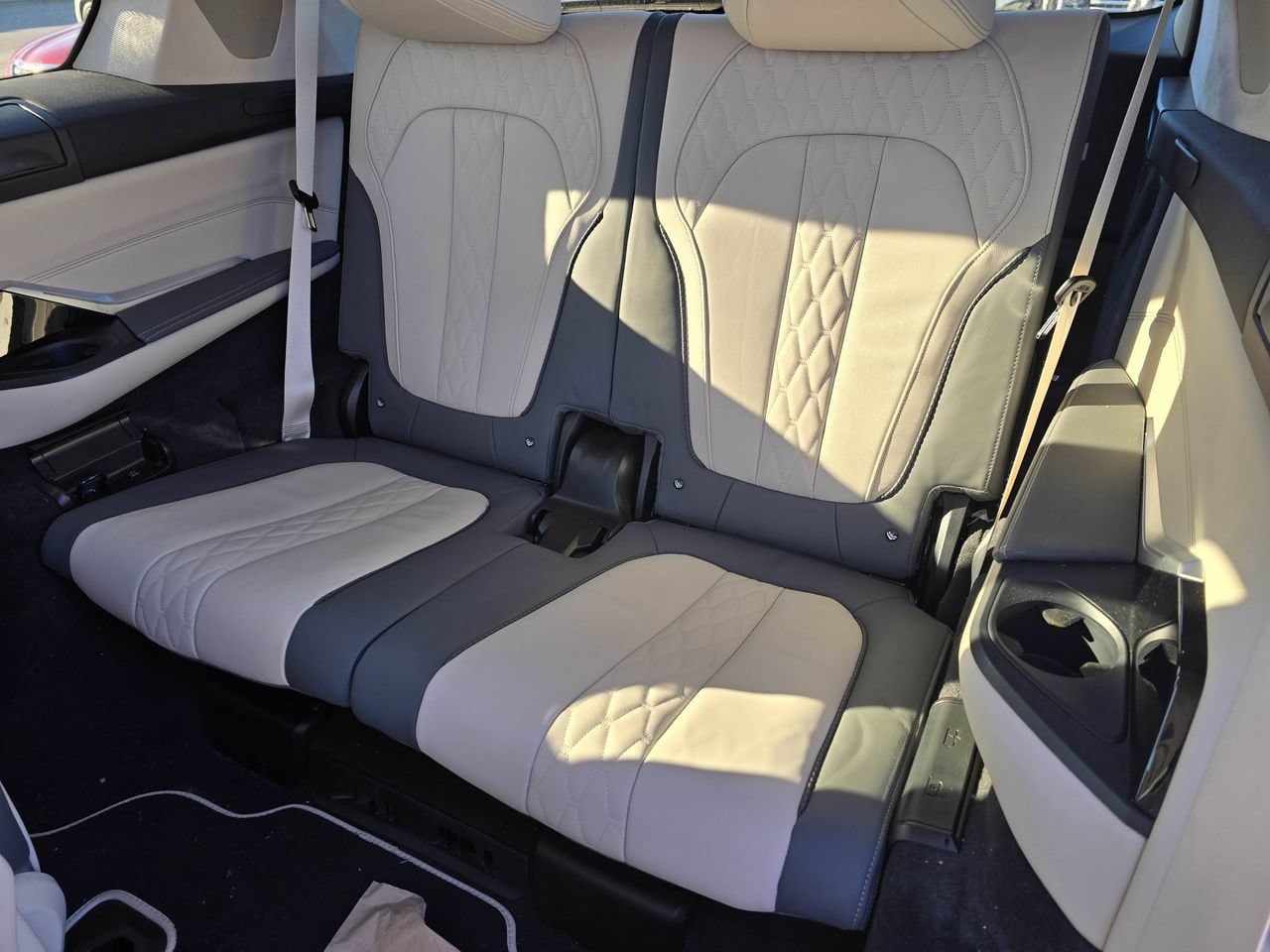 Used 2024 BMW X7 M60i w/ Executive Package AWD/4WD image 12