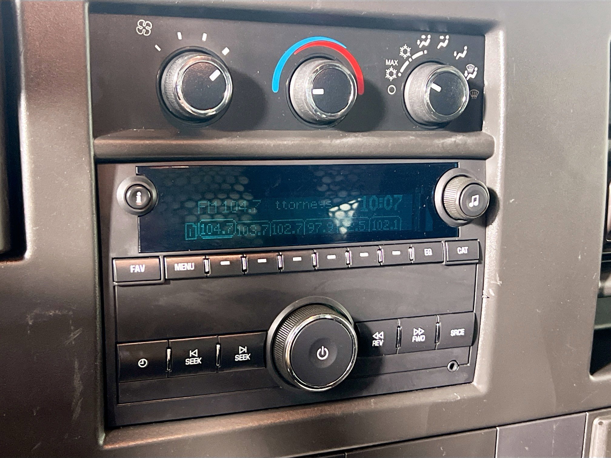 Used 2019 Chevrolet Express 2500 w/ Driver Convenience Package RWD image 26