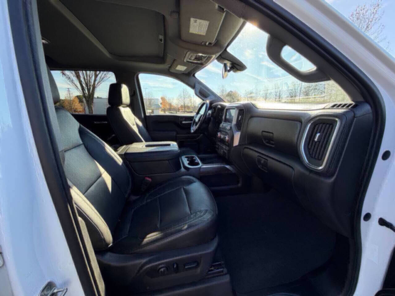 Used 2019 GMC Sierra 1500 SLT image 17