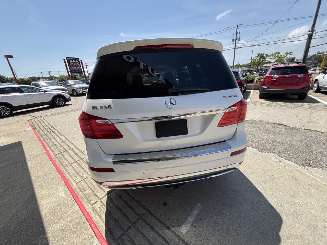 Used 2016 Mercedes-Benz GL 320 GL 350 BlueTEC AWD 4MATIC 4dr image 11