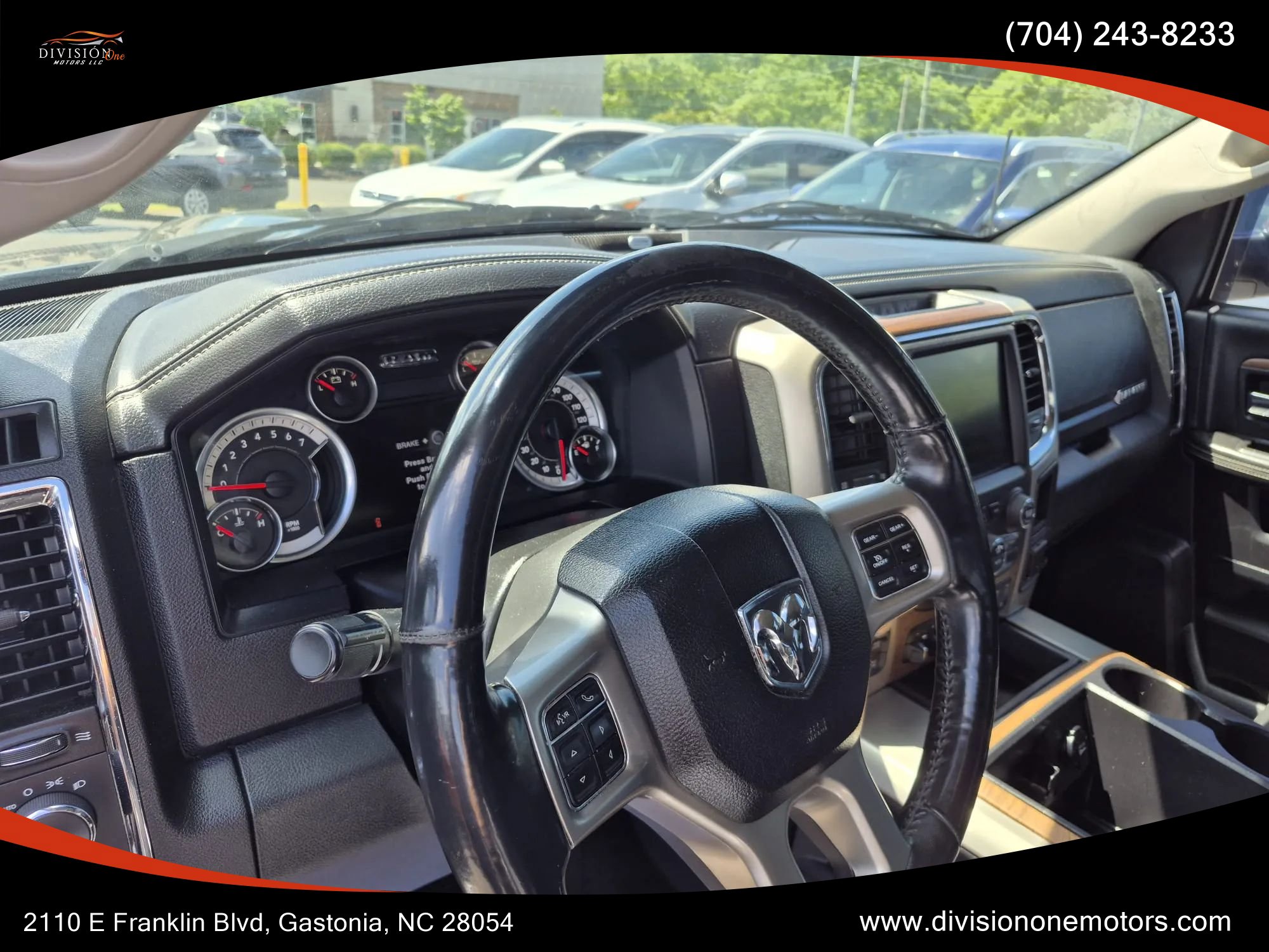 Used 2014 RAM 1500 Laramie w/ Convenience Group AWD/4WD image 5