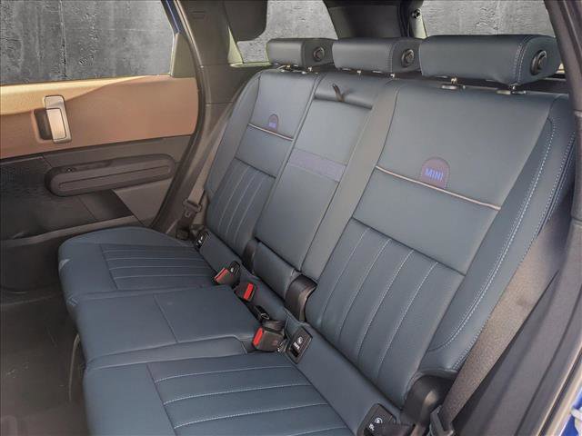 Used 2025 MINI Cooper Countryman S w/ Comfort Package Max image 16