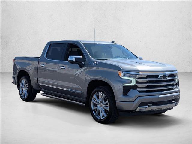 Used 2024 Chevrolet Silverado 1500 High Country AWD/4WD video 3