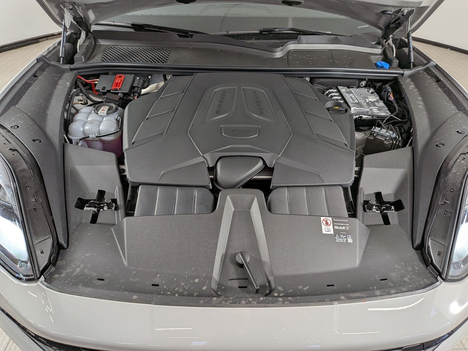 New 2026 Porsche Cayenne AWD/4WD image 24