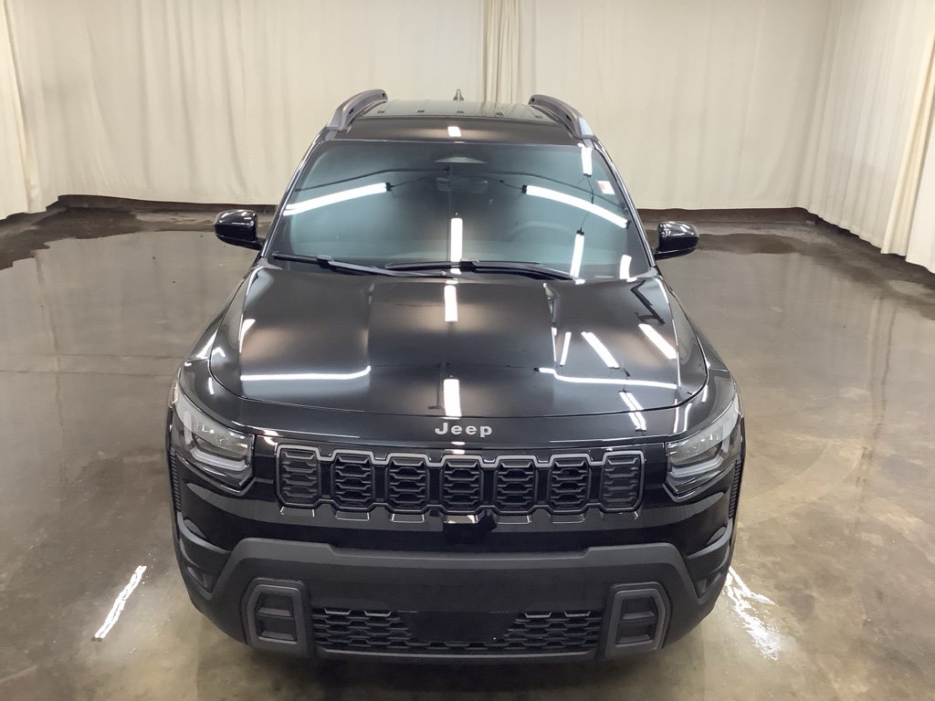 New 2026 Jeep Cherokee Laredo AWD/4WD image 2