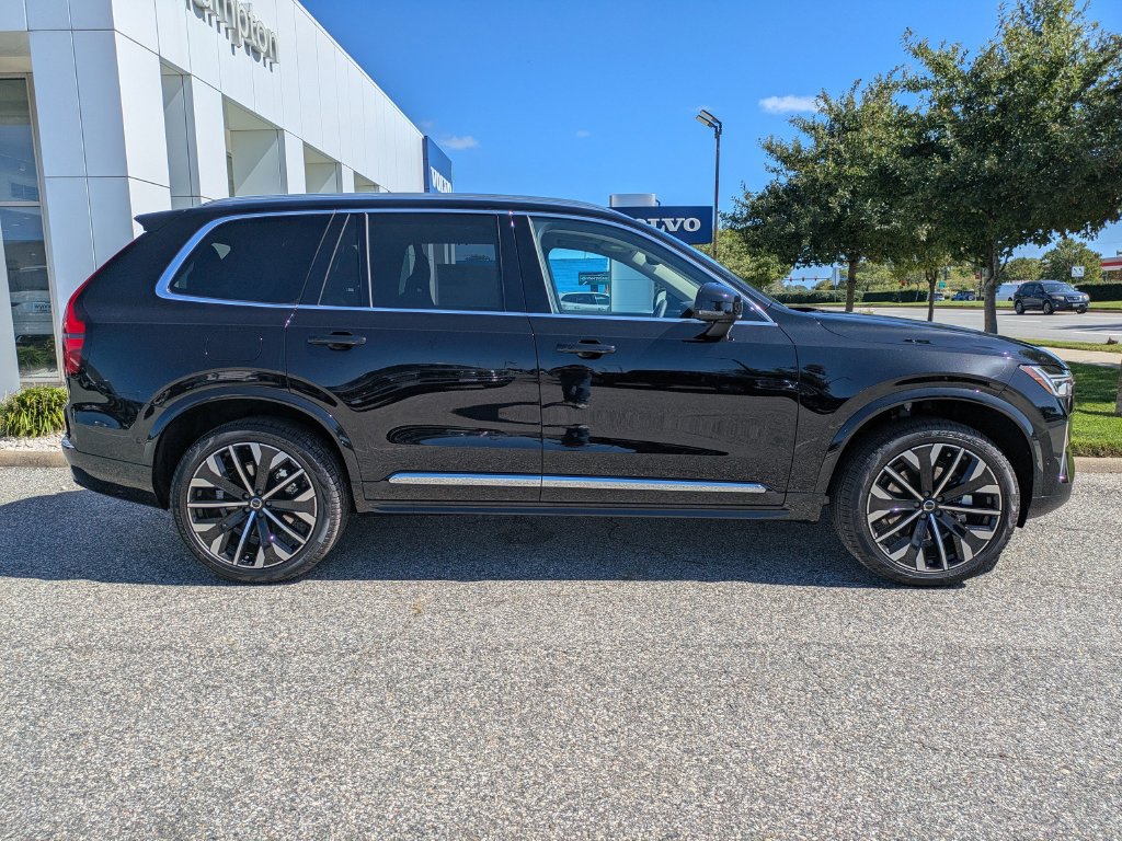New 2026 Volvo XC90 B6 Ultra w/ Protection Package AWD/4WD image 3