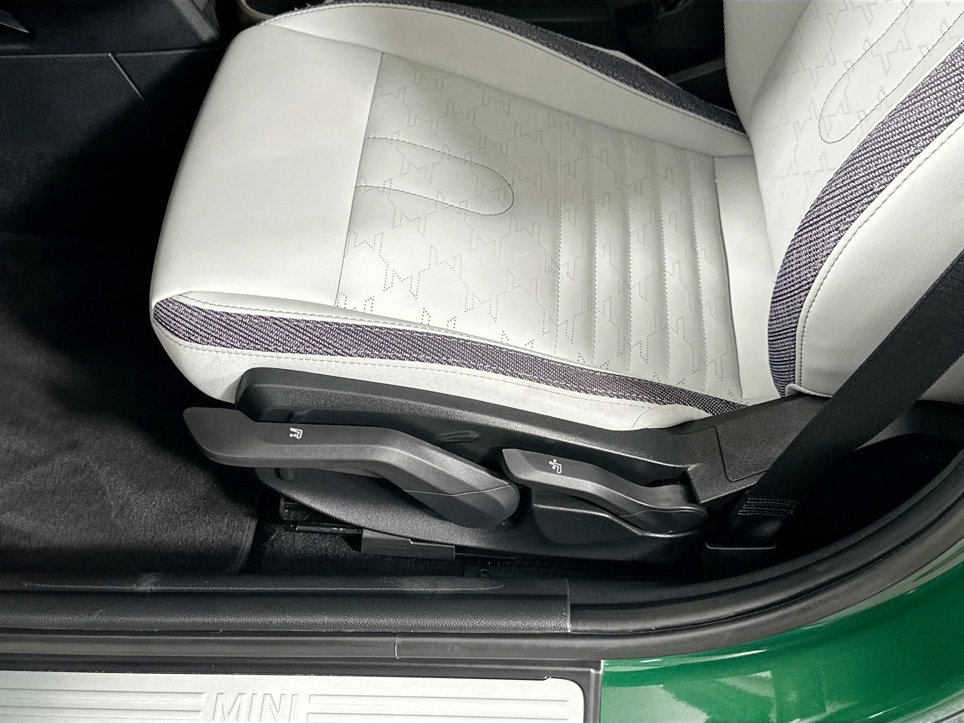 Used 2025 MINI Cooper S image 20