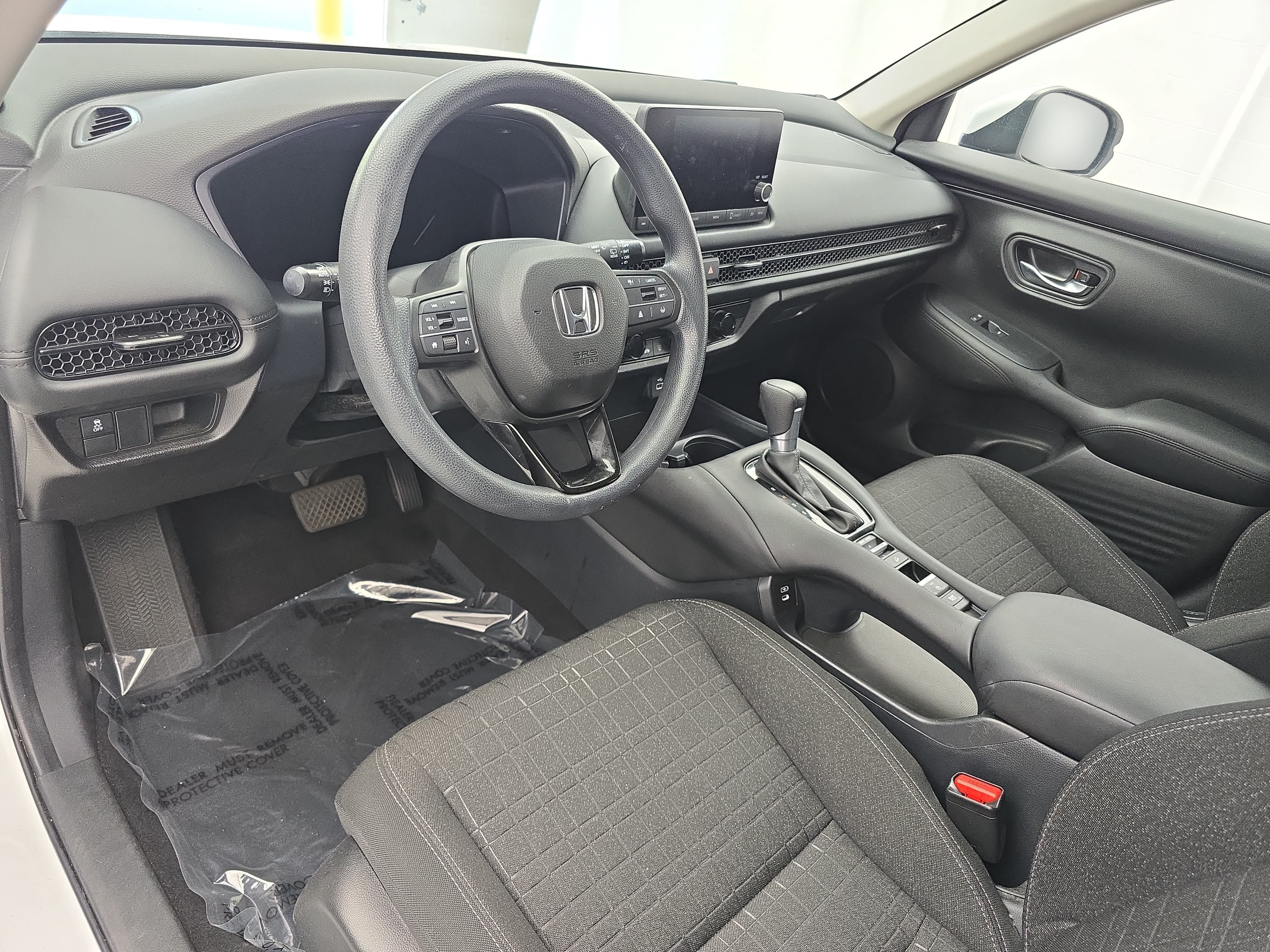 Used 2024 Honda HR-V LX image 15