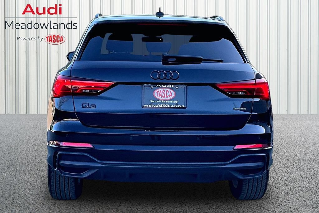 Used 2024 Audi Q3 2.0T Premium w/ Convenience Package AWD/4WD image 5