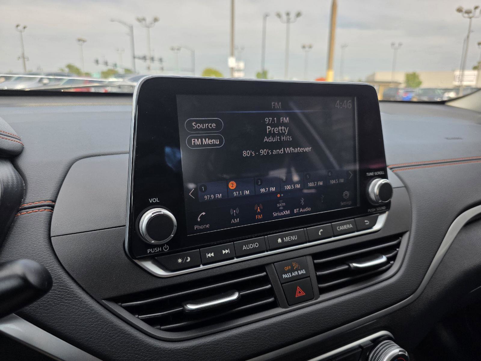 Used 2021 Nissan Altima 2.5 SR w/ SR Premium Package image 18