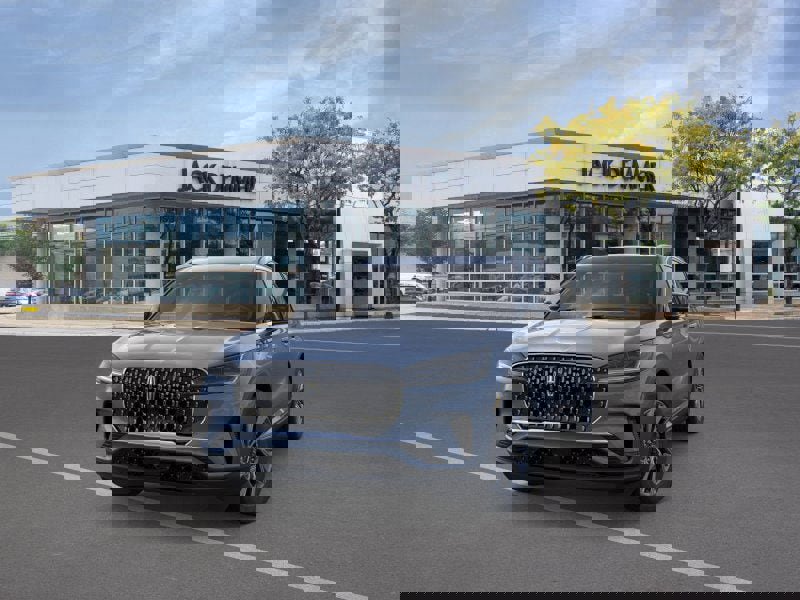 New 2026 Lincoln Aviator AWD image 2