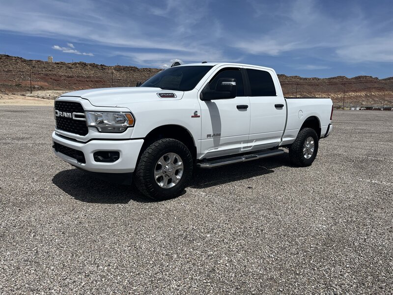 Used 2024 RAM 2500 Big Horn w/ Off Road Package AWD/4WD image 4