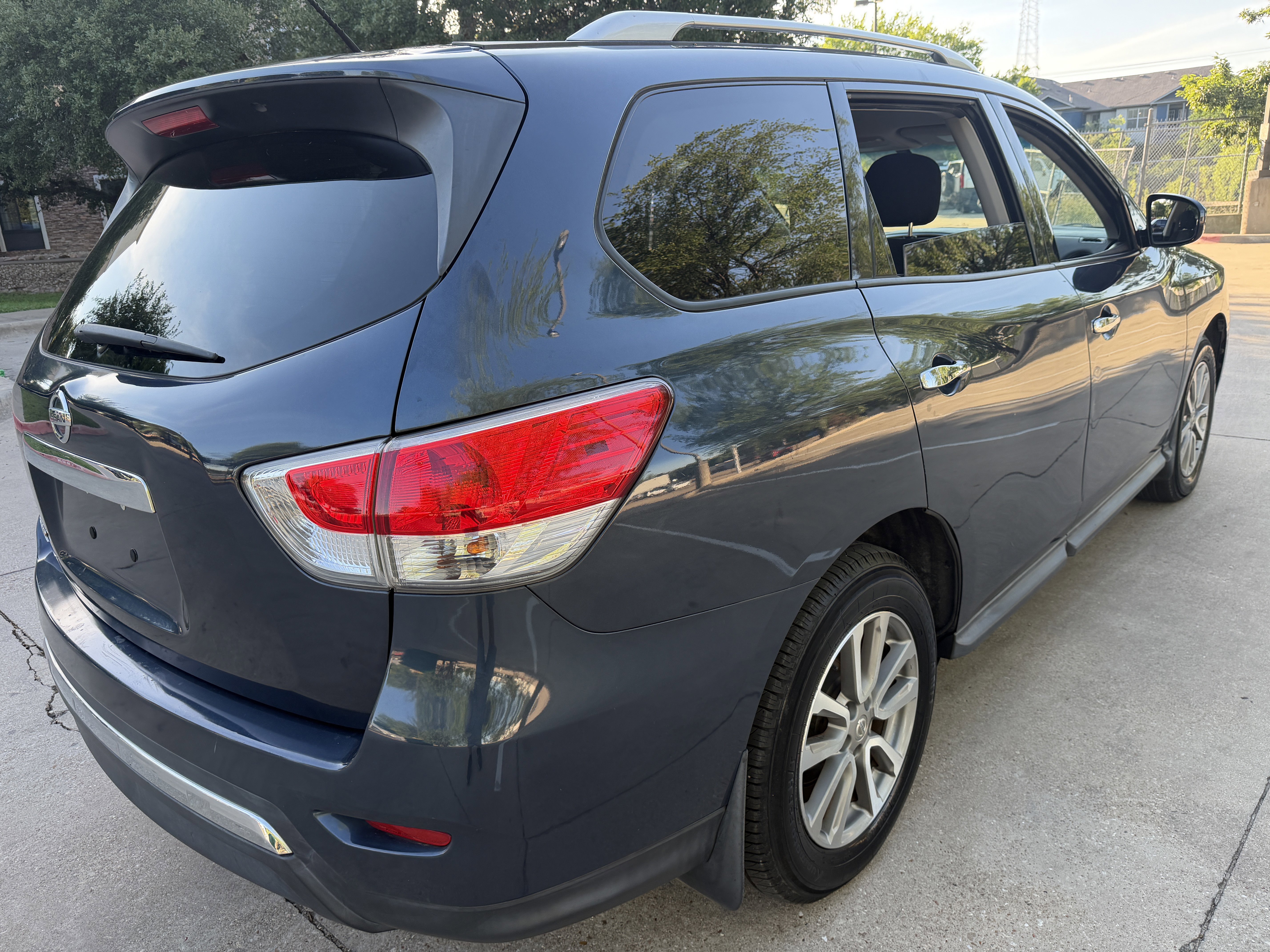 Used 2016 Nissan Pathfinder S FWD image 7