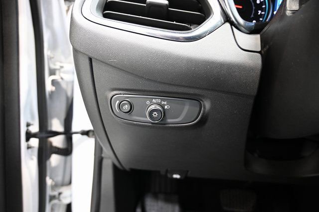 Used 2023 Chevrolet Equinox LT image 24