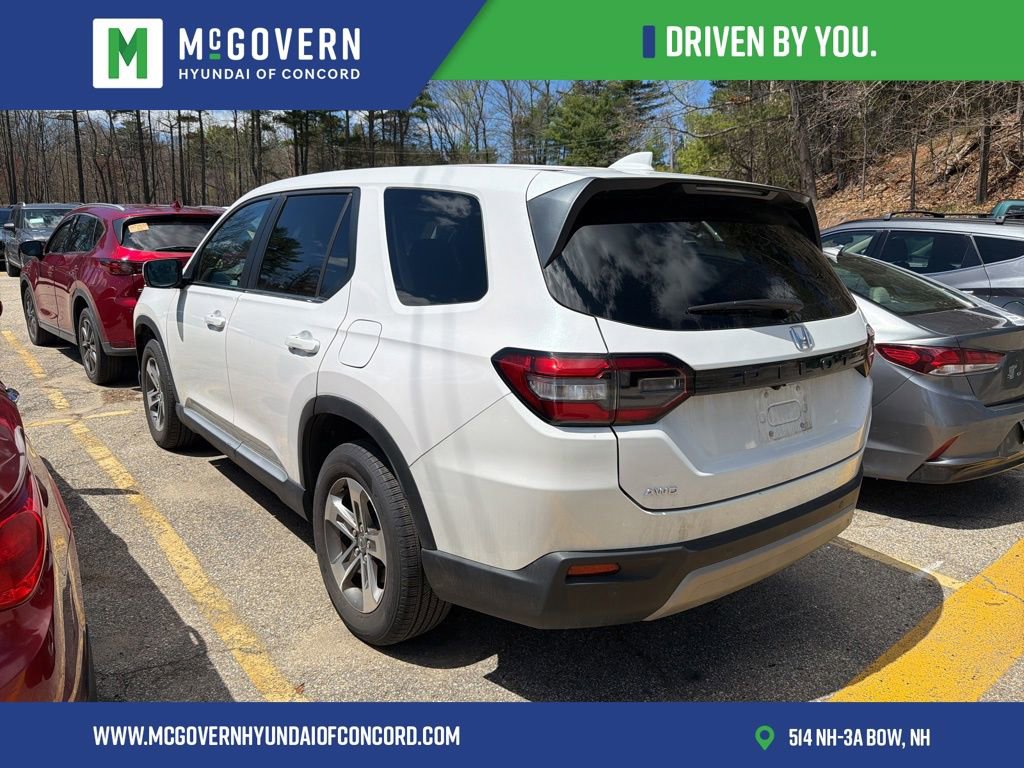 Used 2023 Honda Pilot EX-L image 2